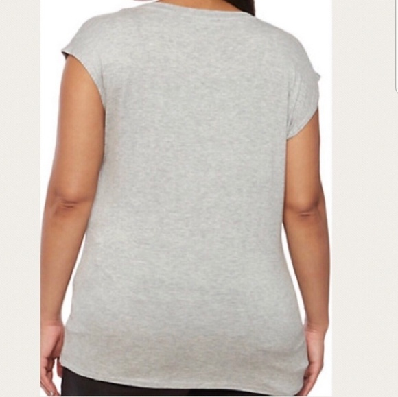 Plus Love J Rock Star Cap Sleeve V-Neck Tee - Picture 6 of 7